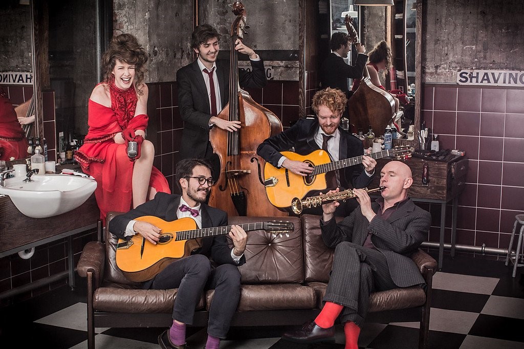 Voksne swingers fest