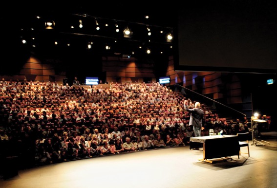 seating arrangement image