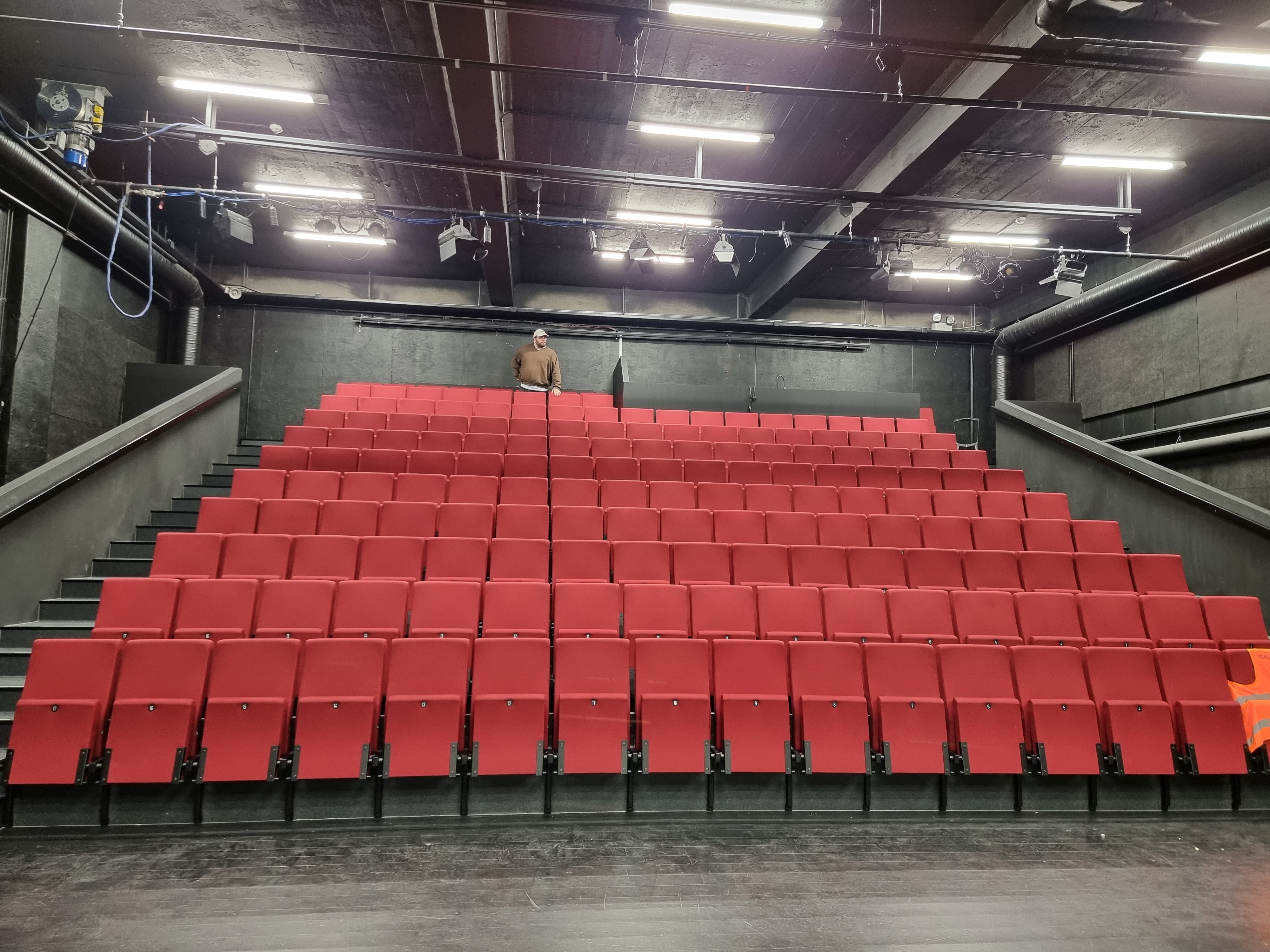 seating arrangement image